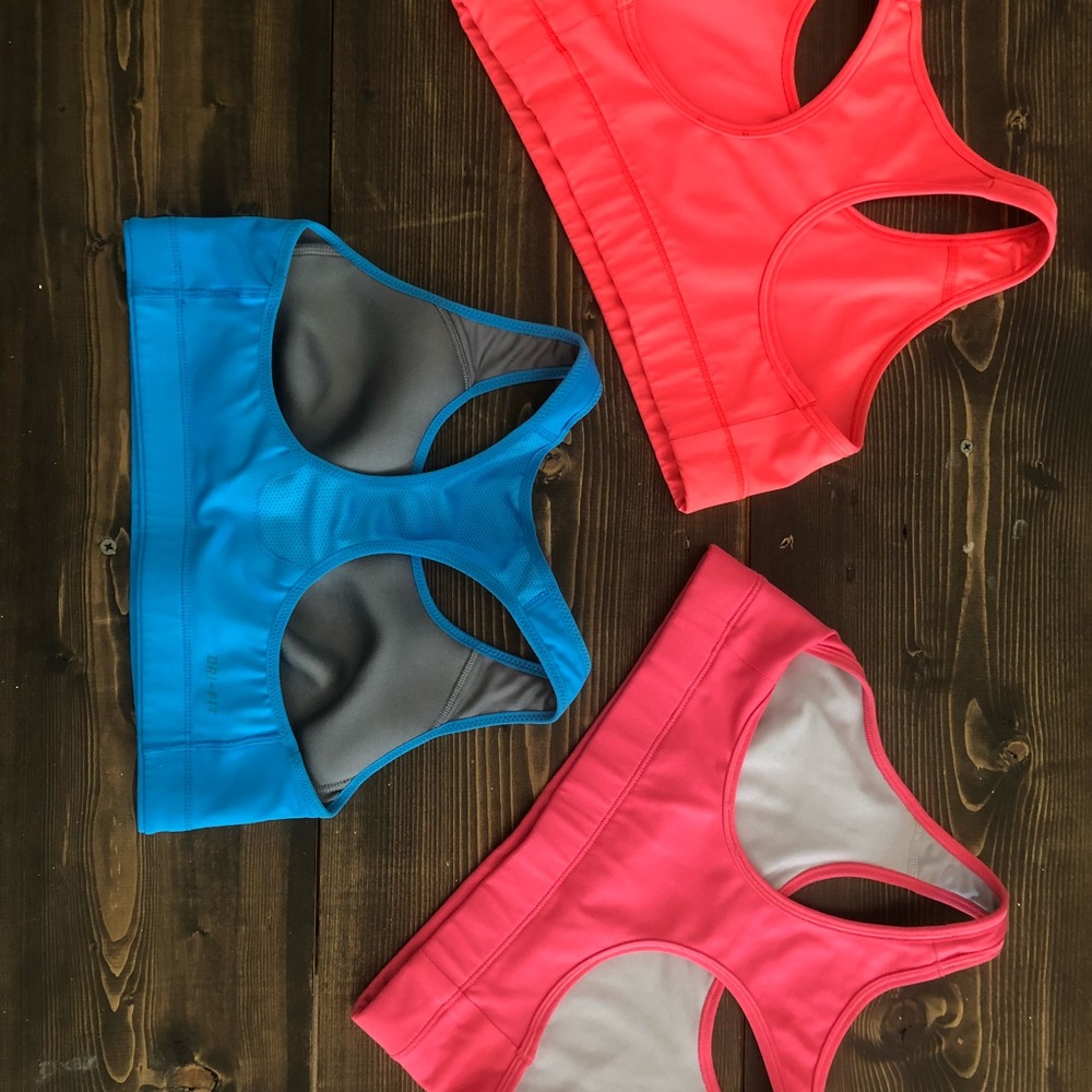 3 nike sports bras!!
